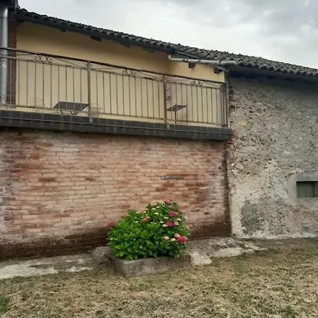 Casa vacanze Graziosa Cascina Con Terreno Nel Verde Intera Casa A San Giacomo Di Rocca Grimalda 15078 Al *